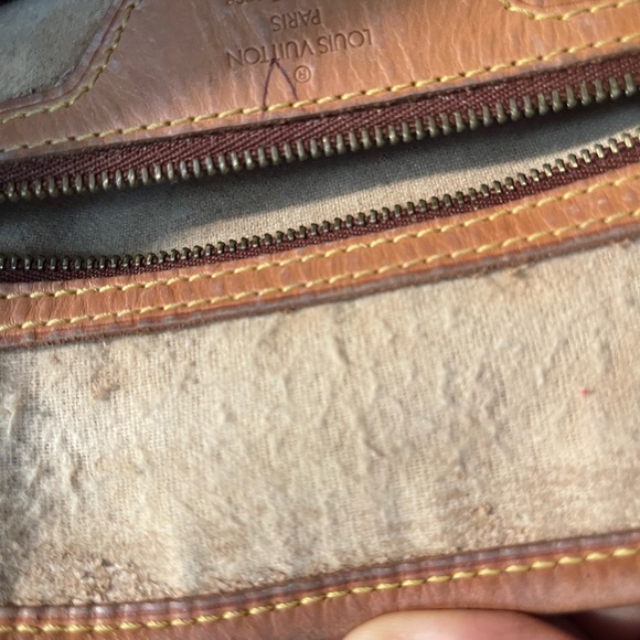 LV bucket bag 100% original - Picture 13 of 16